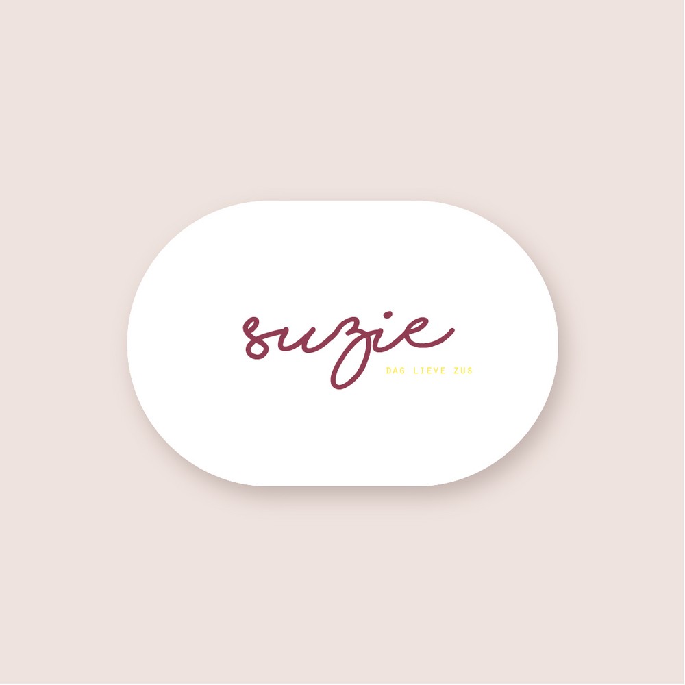 Geboortekaartje speels lettertype • speciale vorm • SUZIE